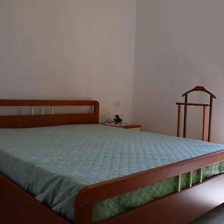 Sanders By La Via Del Mare Viaggi E Vacanze Villasimius